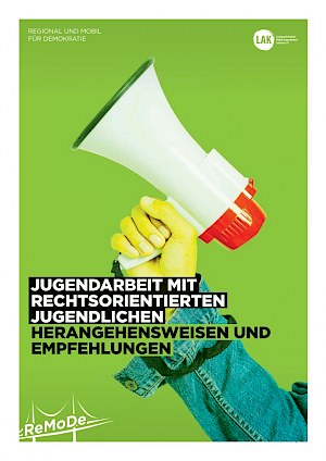 Buchtitel: Jugendarbeit mit rechtsorientierten Jugendlichen